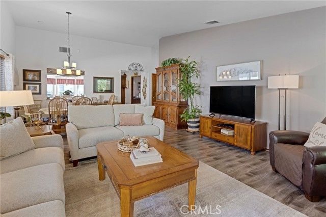 13460 Chinquapin, Victorville, CA 92395