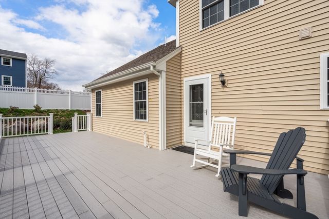 77 West Street, Wilmington, MA 01887