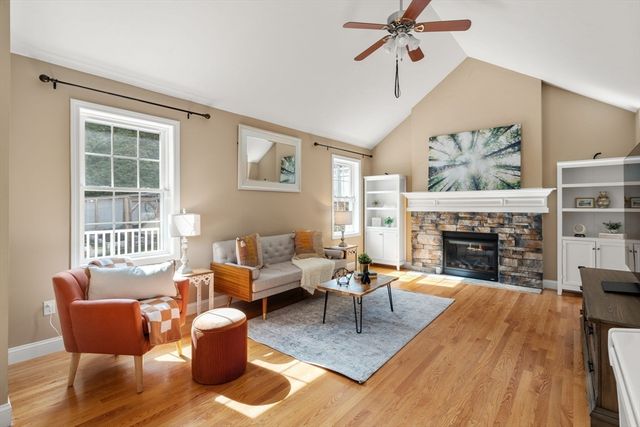 77 West Street, Wilmington, MA 01887