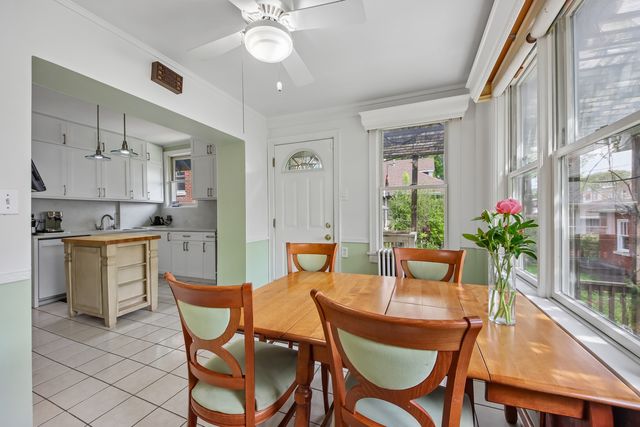 6551 N Maplewood Avenue, Chicago, IL 60645
