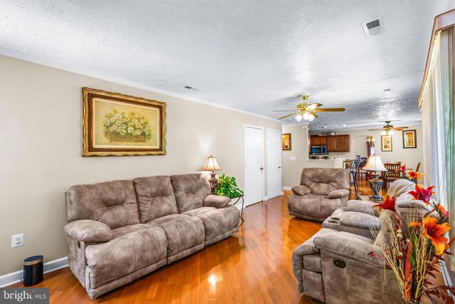 2807 TYBURN OAKS CT, Waldorf, MD 20601