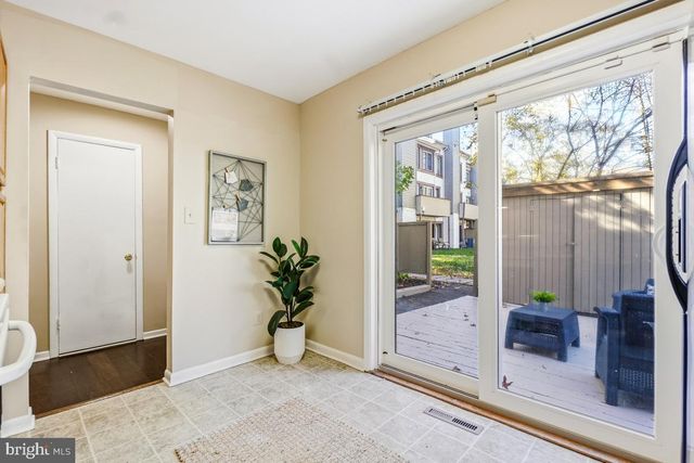 5457 EL CAMINO, Columbia, MD 21044