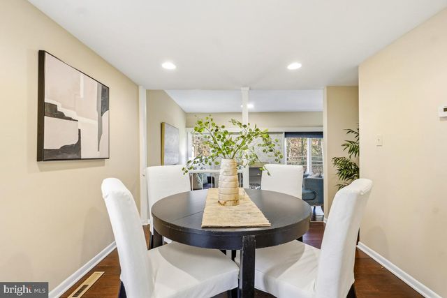 5457 EL CAMINO, Columbia, MD 21044