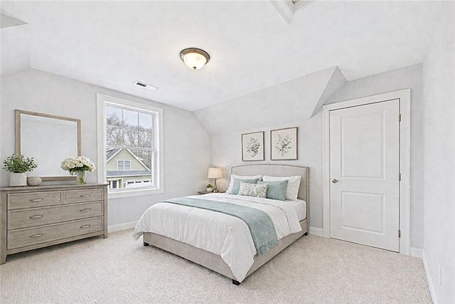 42 Vespia Lane, South Kingstown, RI 02879