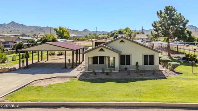 19119 E SUNNYDALE Drive, Queen Creek, AZ 85142