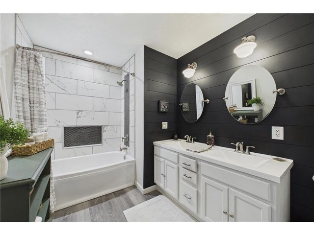 W11296 840th Avenue, River Falls, WI 54022