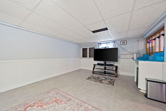 447 E Main St, Avon, MA 02322