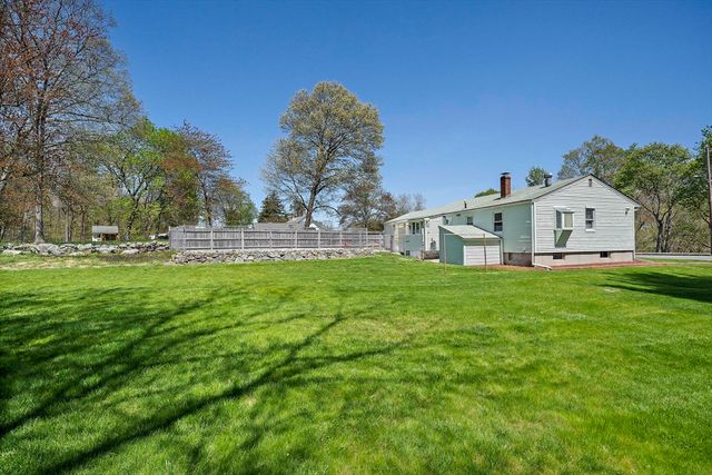 447 E Main St, Avon, MA 02322