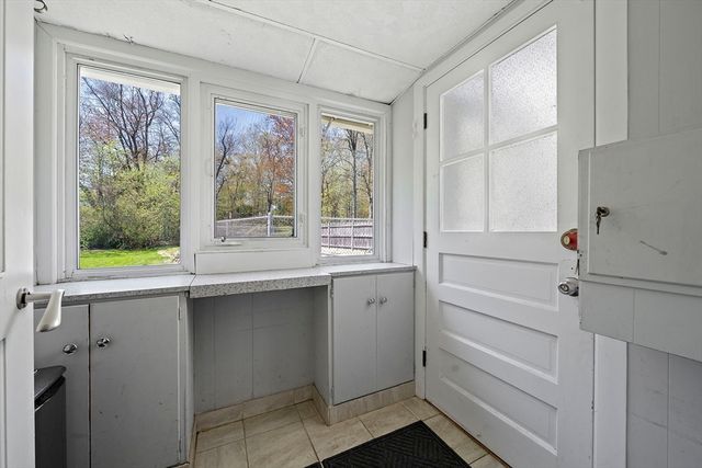 447 E Main St, Avon, MA 02322