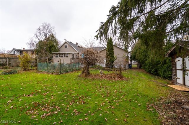 215 Jefferson Street, Lorain, OH 44052