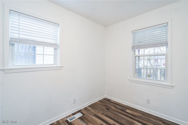 215 Jefferson Street, Lorain, OH 44052