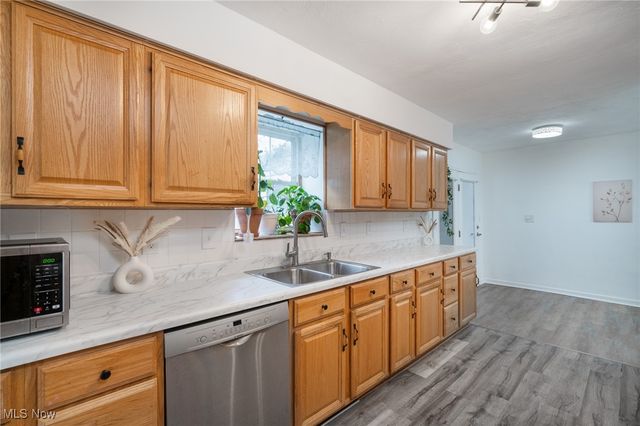 215 Jefferson Street, Lorain, OH 44052