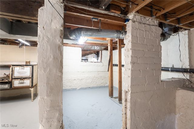 215 Jefferson Street, Lorain, OH 44052