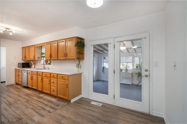 215 Jefferson Street, Lorain, OH 44052