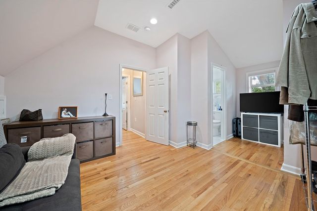 105 Cross St, Randolph, MA 02368