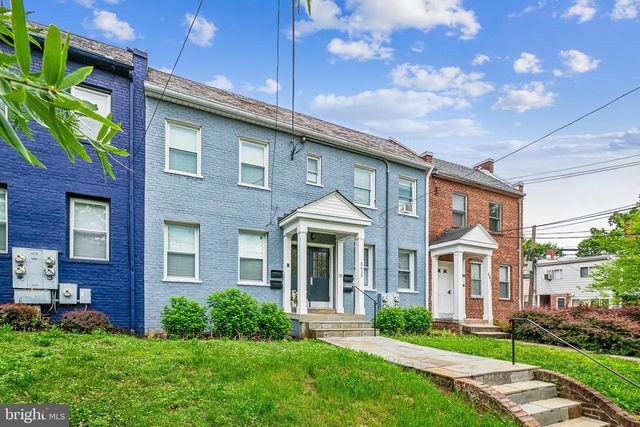 5615 1ST PL NW, Washington, DC 20011