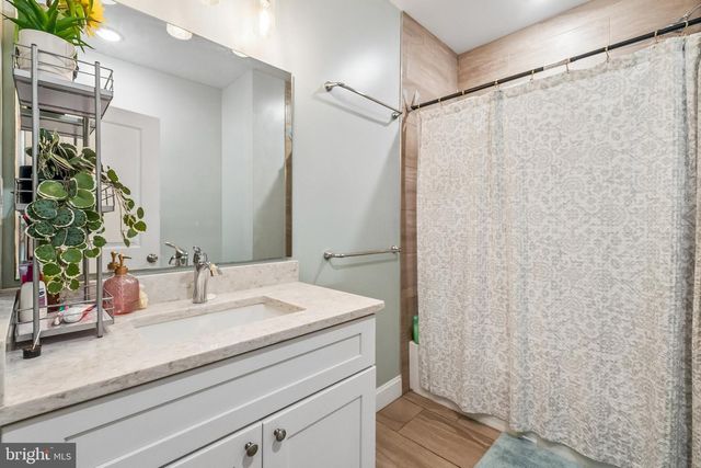 5615 1ST PL NW, Washington, DC 20011