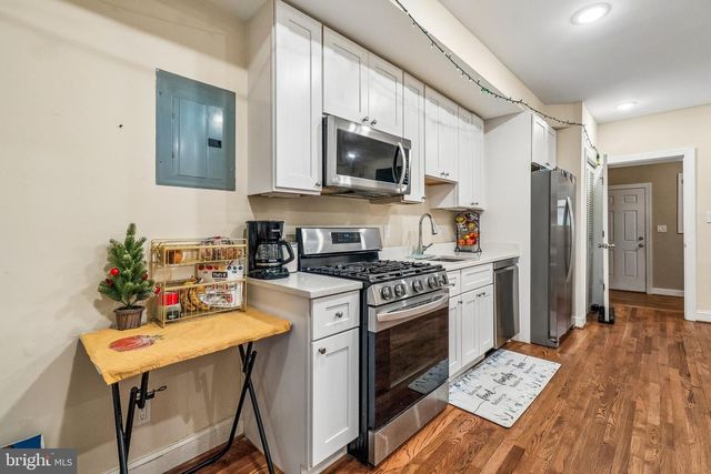 5615 1ST PL NW, Washington, DC 20011