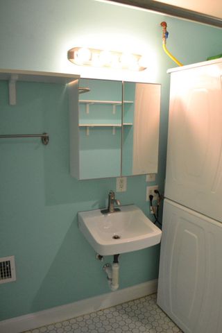 5008 REGINA DR, Annandale, VA 22003