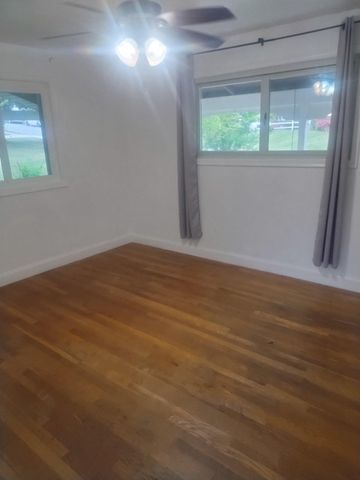 5008 REGINA DR, Annandale, VA 22003