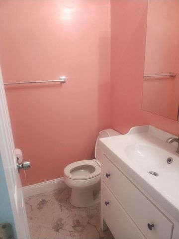 5008 REGINA DR, Annandale, VA 22003