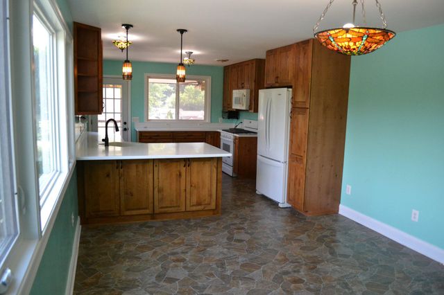 5008 REGINA DR, Annandale, VA 22003