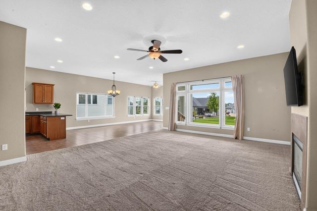 1185 Fox Ridge Road, Dike, IA 50624