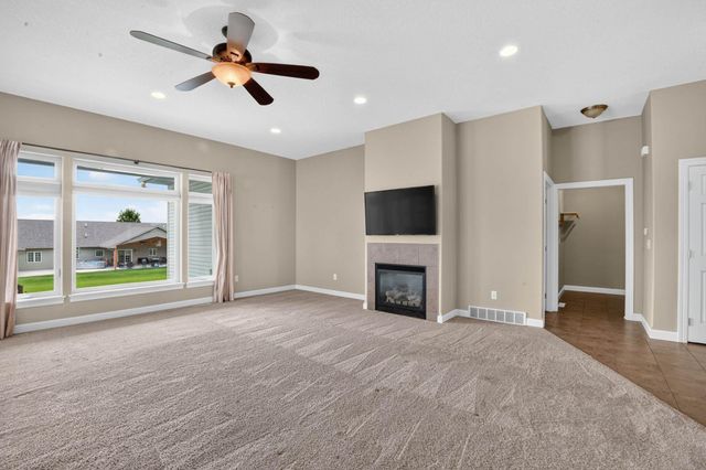 1185 Fox Ridge Road, Dike, IA 50624