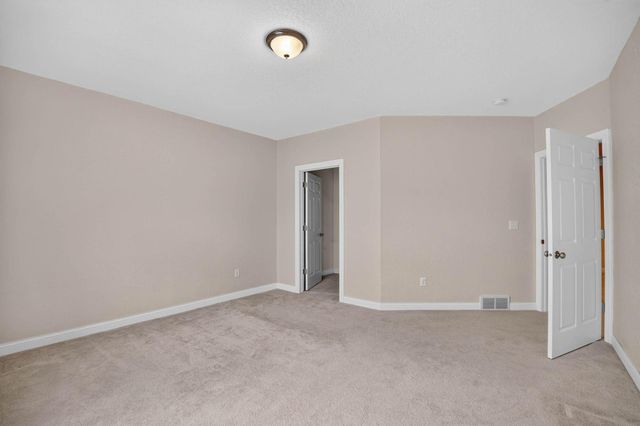 1185 Fox Ridge Road, Dike, IA 50624