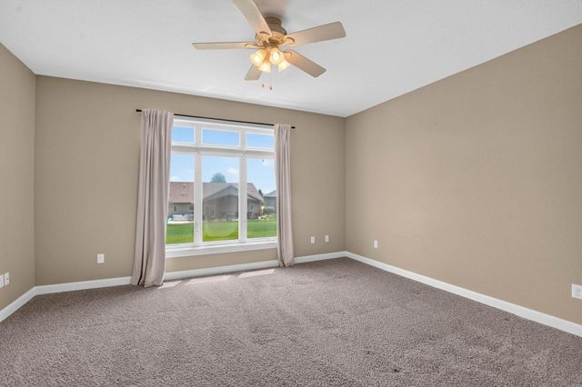 1185 Fox Ridge Road, Dike, IA 50624