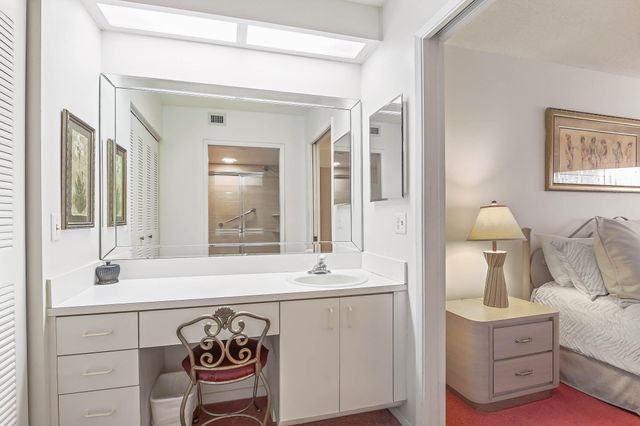 4735 E Lucerne Lakes Blvd E 308, Lake Worth, FL 33467