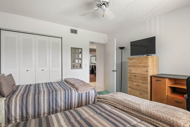 4735 E Lucerne Lakes Blvd E 308, Lake Worth, FL 33467