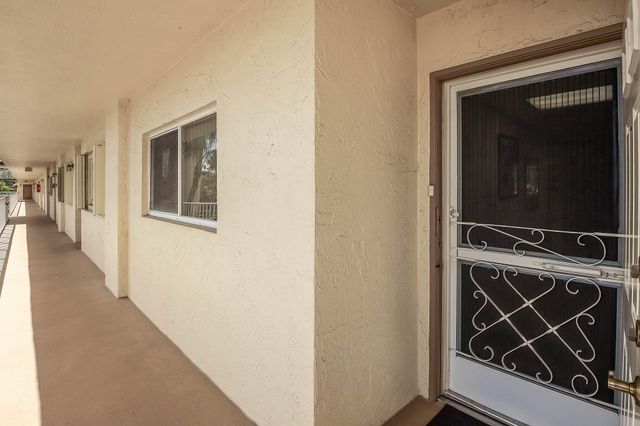 4735 E Lucerne Lakes Blvd E 308, Lake Worth, FL 33467