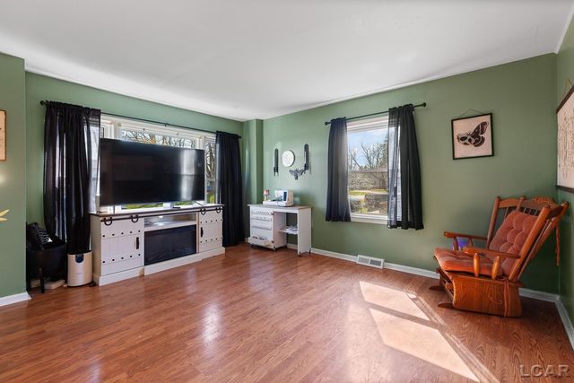 2094 Allan Street, Adrian, MI 49221