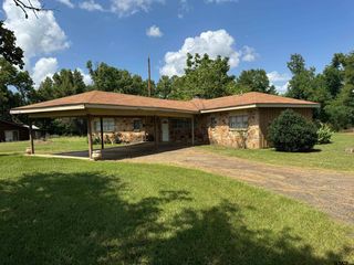 1111 Gilmer Road, Winnsboro, TX 75494