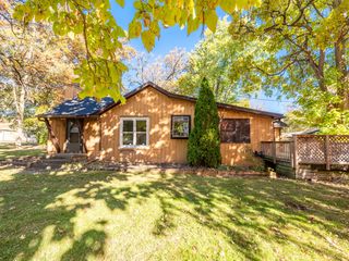 27693 N Hickory Street, Island Lake, IL 60042