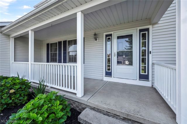 9454 Deer Hollow Drive, Mentor, OH 44060