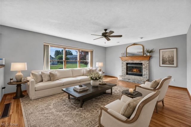 9454 Deer Hollow Drive, Mentor, OH 44060
