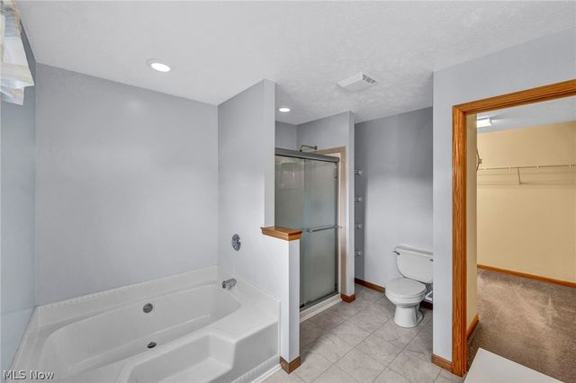 9454 Deer Hollow Drive, Mentor, OH 44060