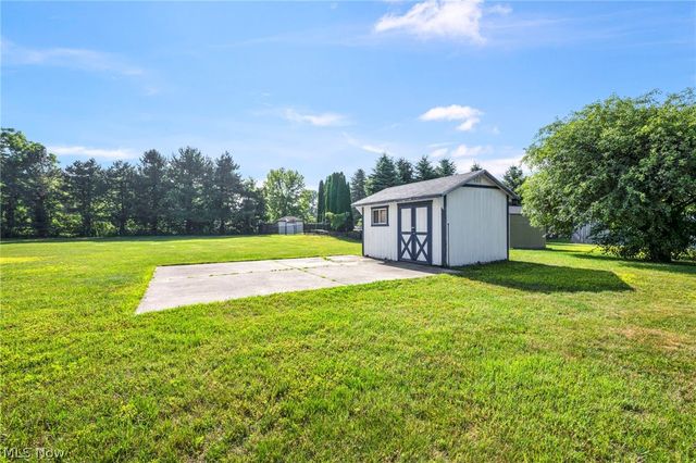 9454 Deer Hollow Drive, Mentor, OH 44060