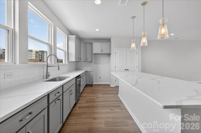 216 Ferebee Place BRX0084, Charlotte, NC 28213