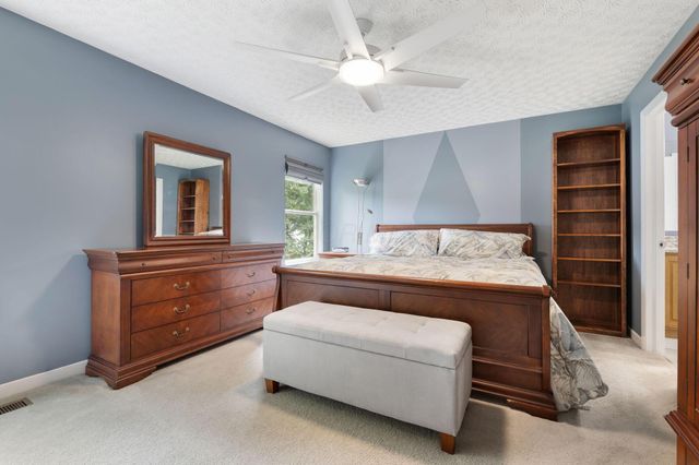 4506 Fabel Street, New Albany, OH 43054