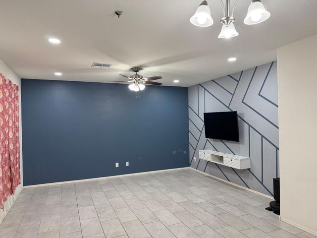 7217 W Golden Lane, Peoria, AZ 85345