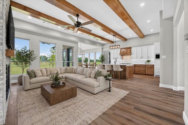 961 Bandon Dunes Drive, Fort Worth, TX 76028