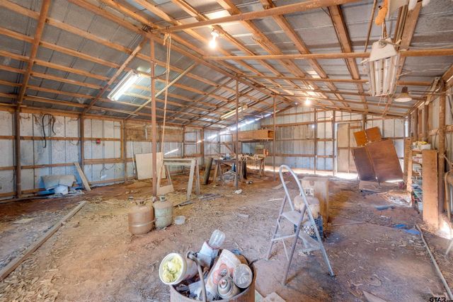 2094 W HWY 175, Frankston, TX 75763