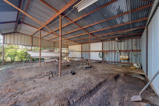 2094 W HWY 175, Frankston, TX 75763