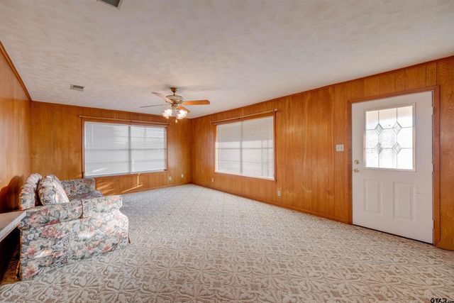 2094 W HWY 175, Frankston, TX 75763