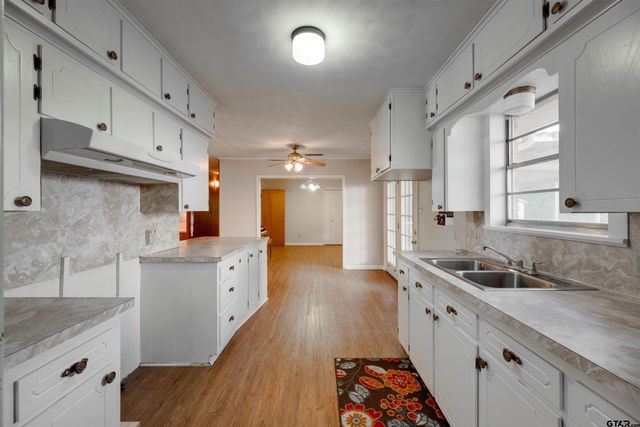 2094 W HWY 175, Frankston, TX 75763