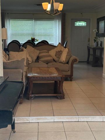 6739 Patricia Drive, West Palm Beach, FL 33413