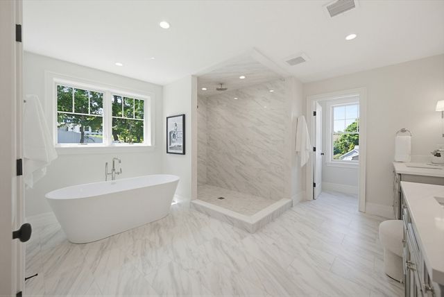 70 Woodbine Circle, Needham, MA 02494